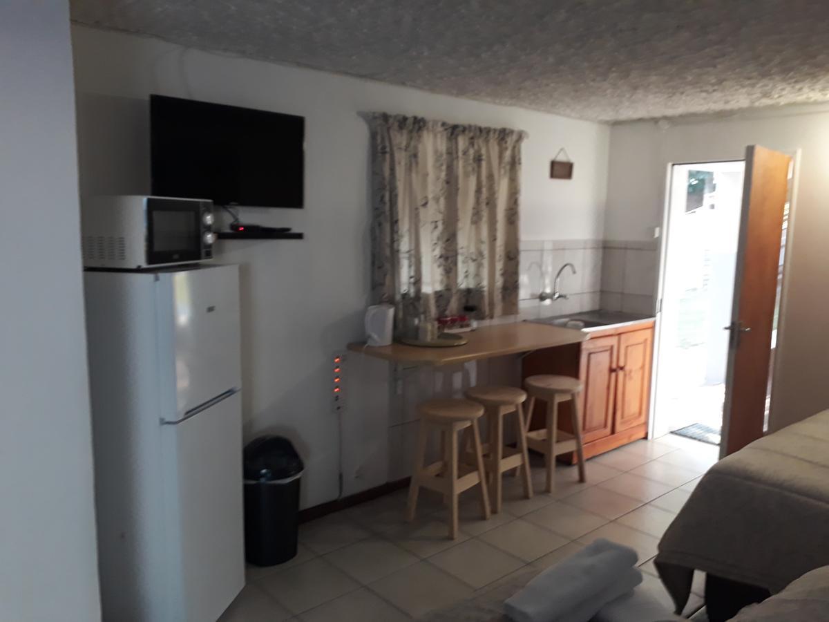 29 Polvy Street Hotel Mbombela Buitenkant foto